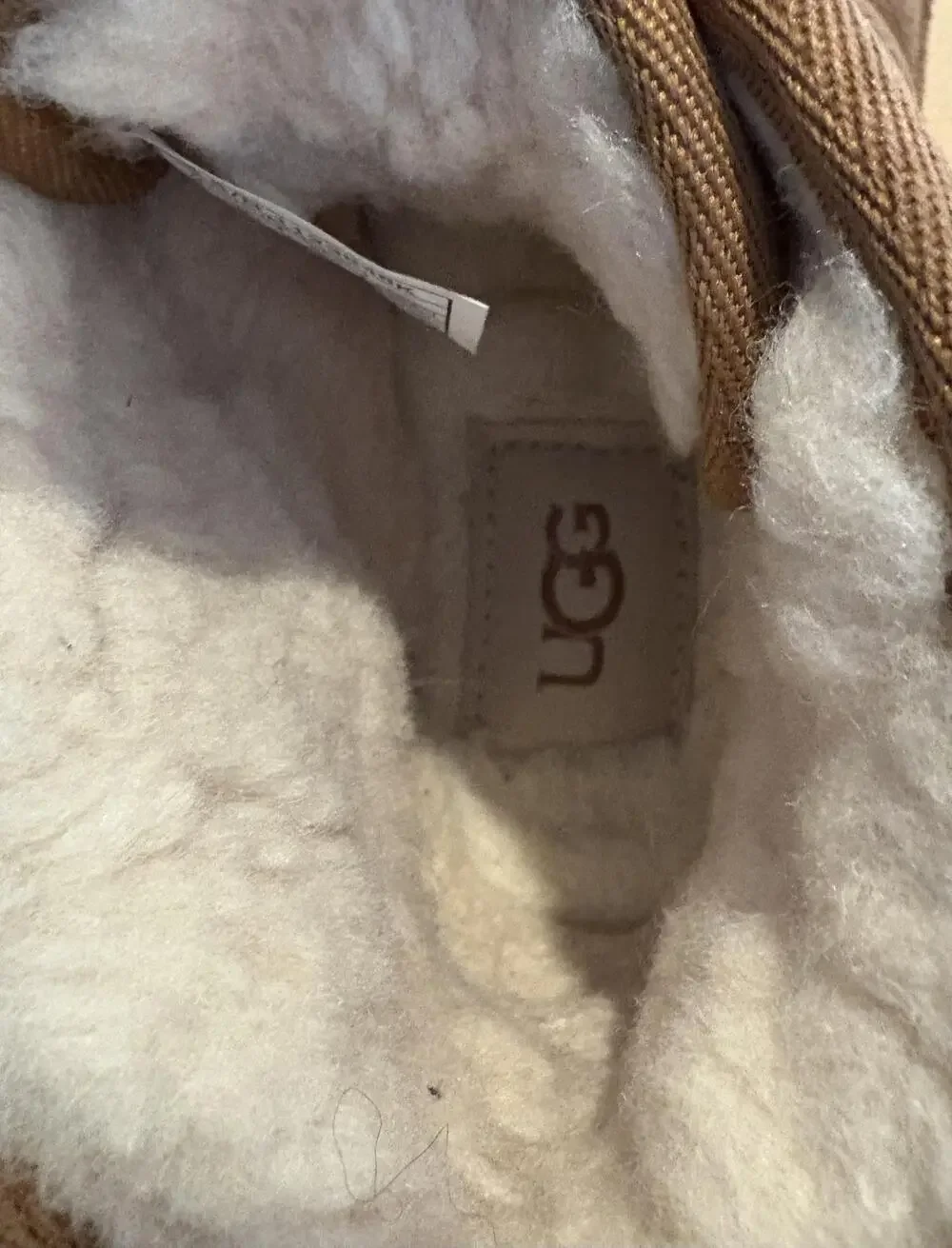 UGG Neumel Chromatic Boots Kids Size 2 Brown Suede Logo Panel Lace Up Shearling